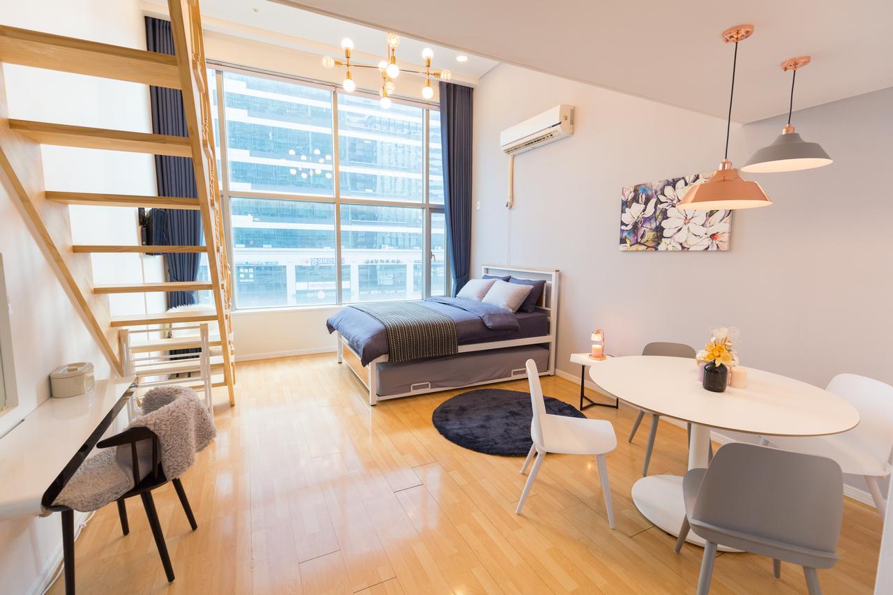 Apartment Here House Hongdae Seoul