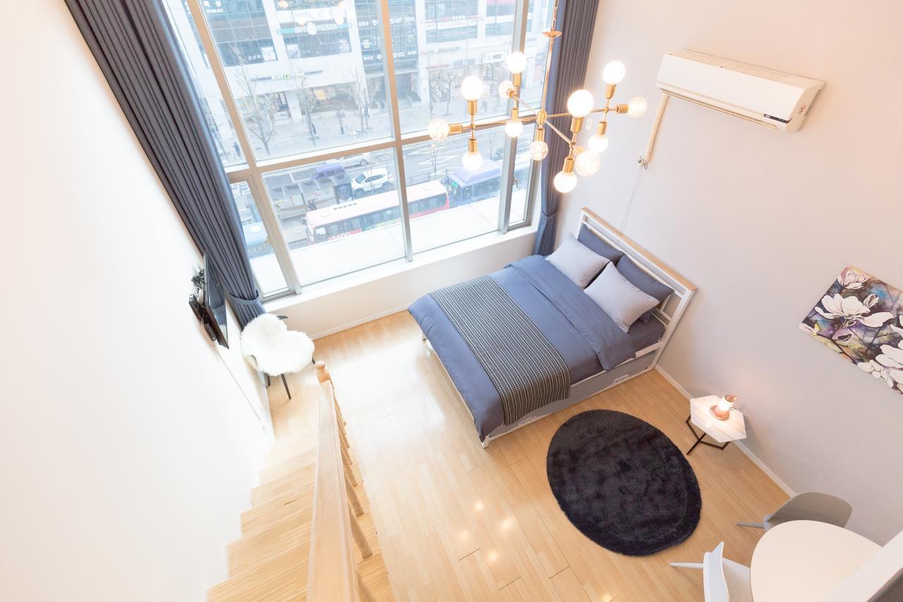 Here House Hongdae Apartment *
